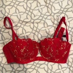 VS lace bra
